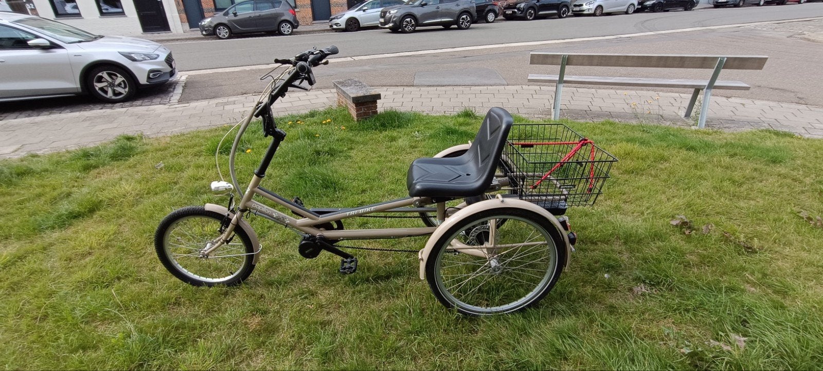 Tribike elektrische driewieler goeie staat, Fietsen en Brommers, Fietsen | Driewielfietsen, Ophalen
