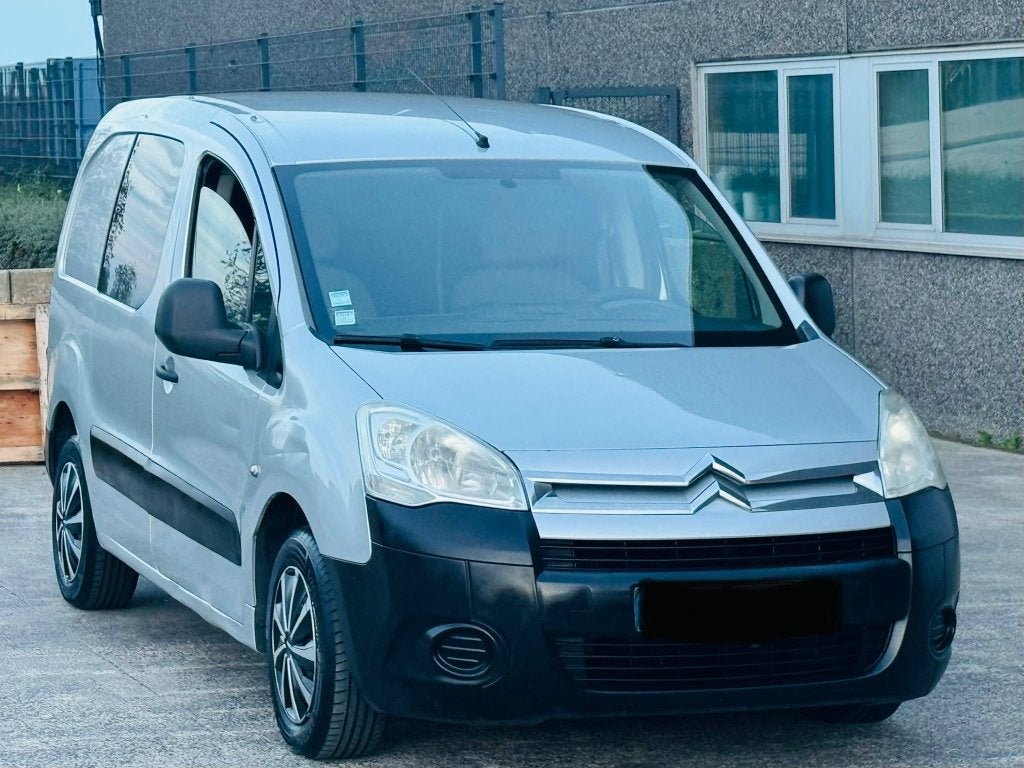 CiTROEN BERLİNGO 1.6HDİ UTILITAIRE GARANTİE 12MOİS, Argent ou Gris, 4 portes, Diesel, Particulier