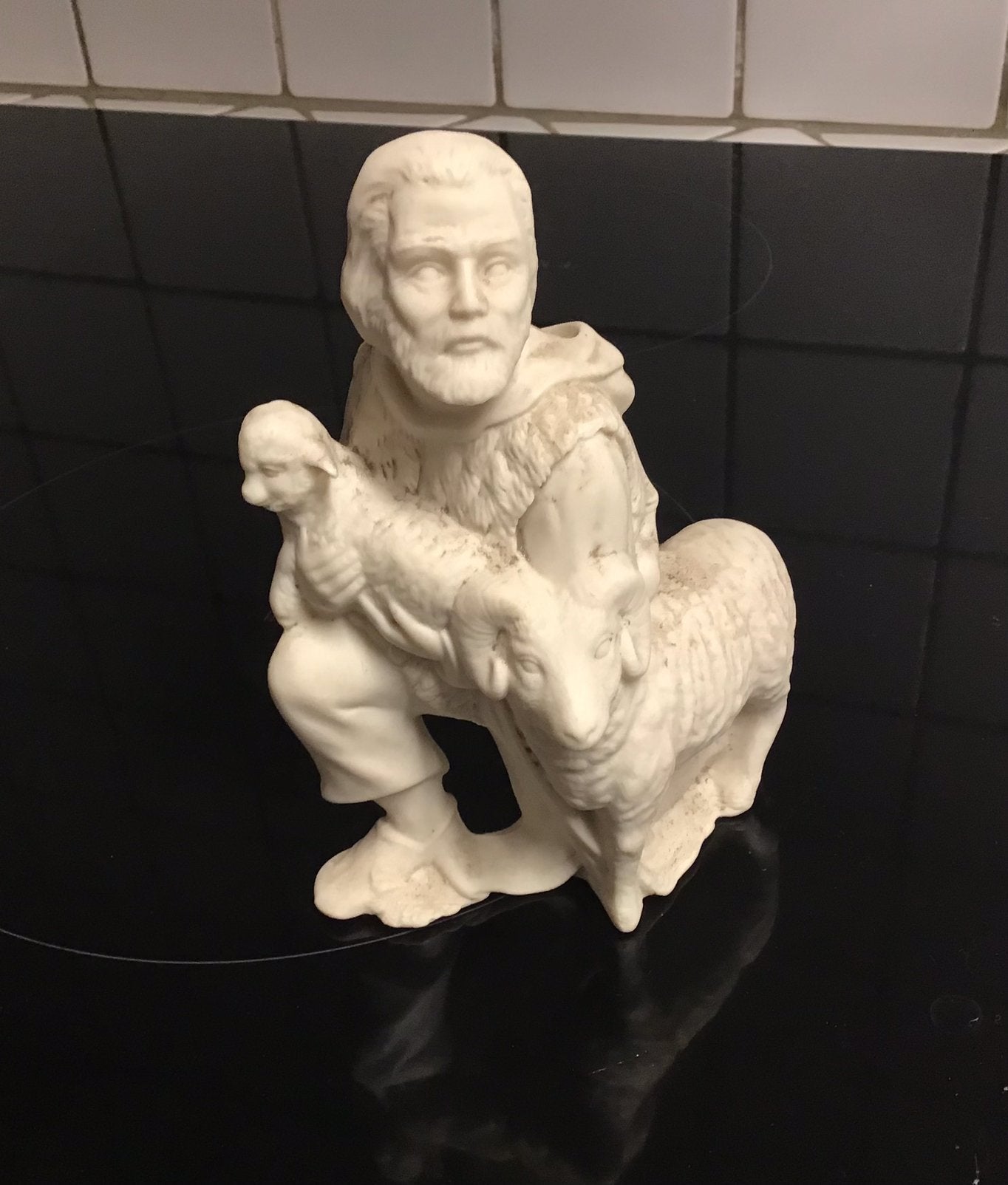 Herder uit de kerststal in biscuitporselein, Antiek en Kunst, Ophalen of Verzenden