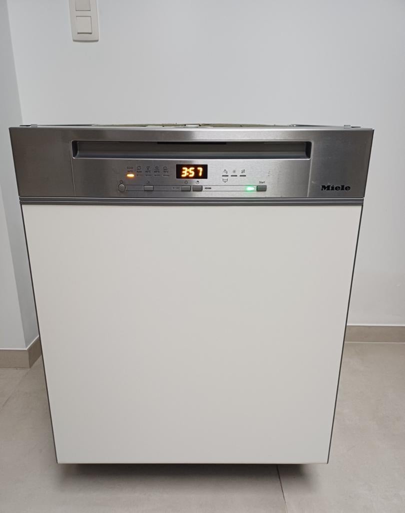 Miele Active Plus vaatwasser  AutoOpen, Elektronische apparatuur, Vaatwasmachines, Ophalen, Minder dan 10 liter, Energieklasse A of zuiniger