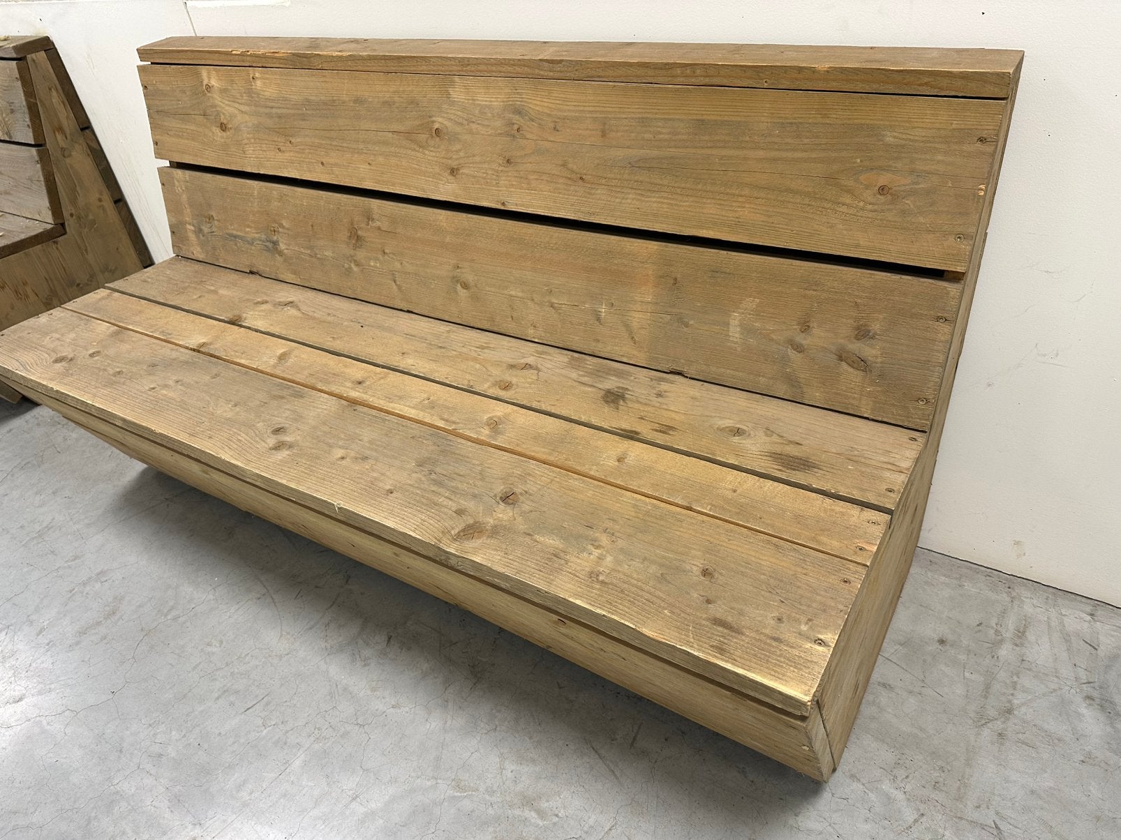 Steigerhouten zitbanken, Ophalen, Zo goed als nieuw