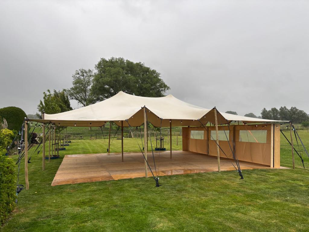 STRETCHTENT  TE  HUUR 10x10,5m, Enlèvement, Comme neuf