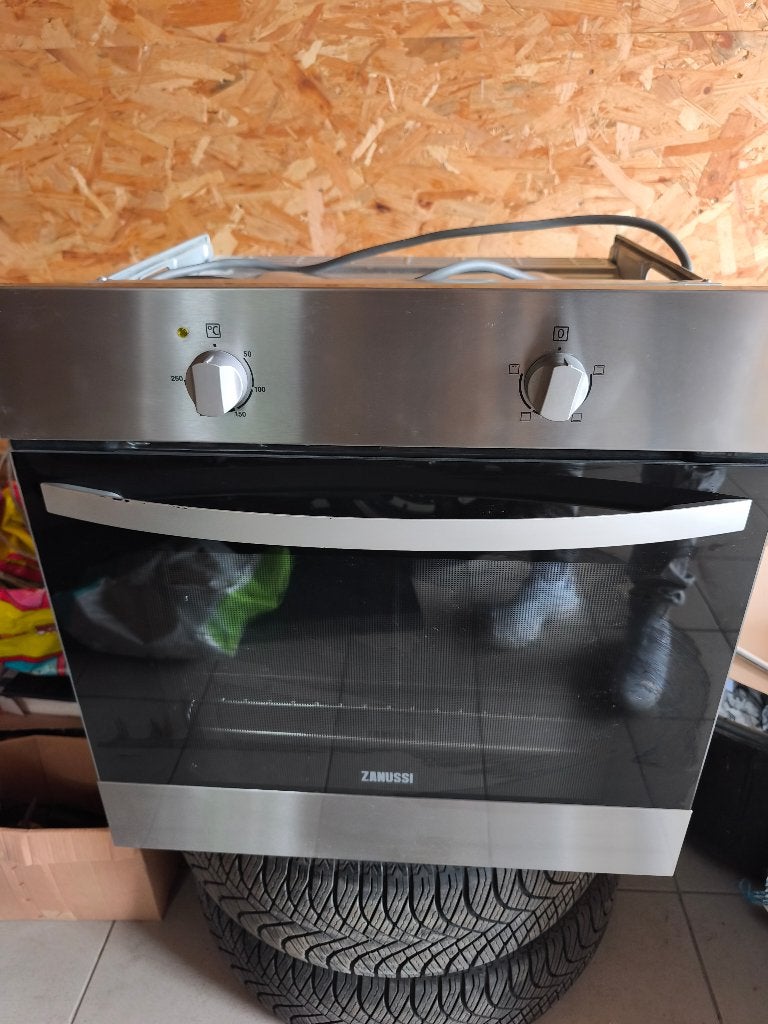 Four encastrable zanussi, Electroménager, Fours, Enlèvement, Zanussi, Four