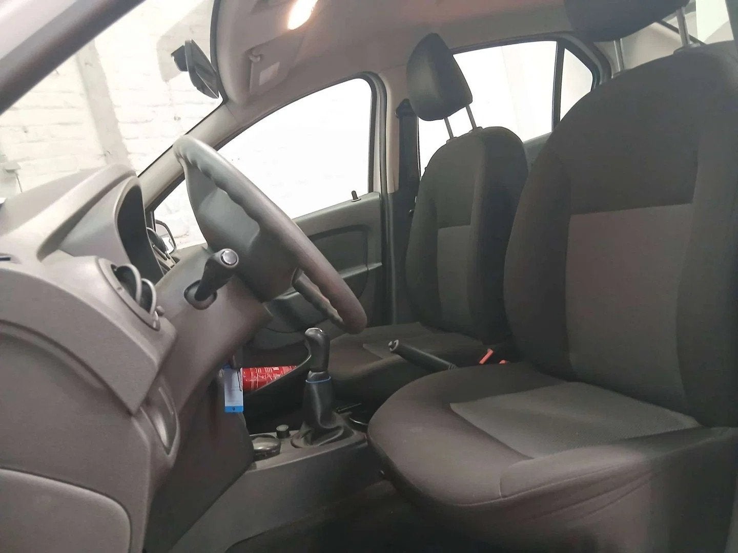 Dacia Logan Logan 1.2i Anniversary 2 * 136 X 60 MOIS *, 55 kW, 4 cylindres, Occasion, Essence