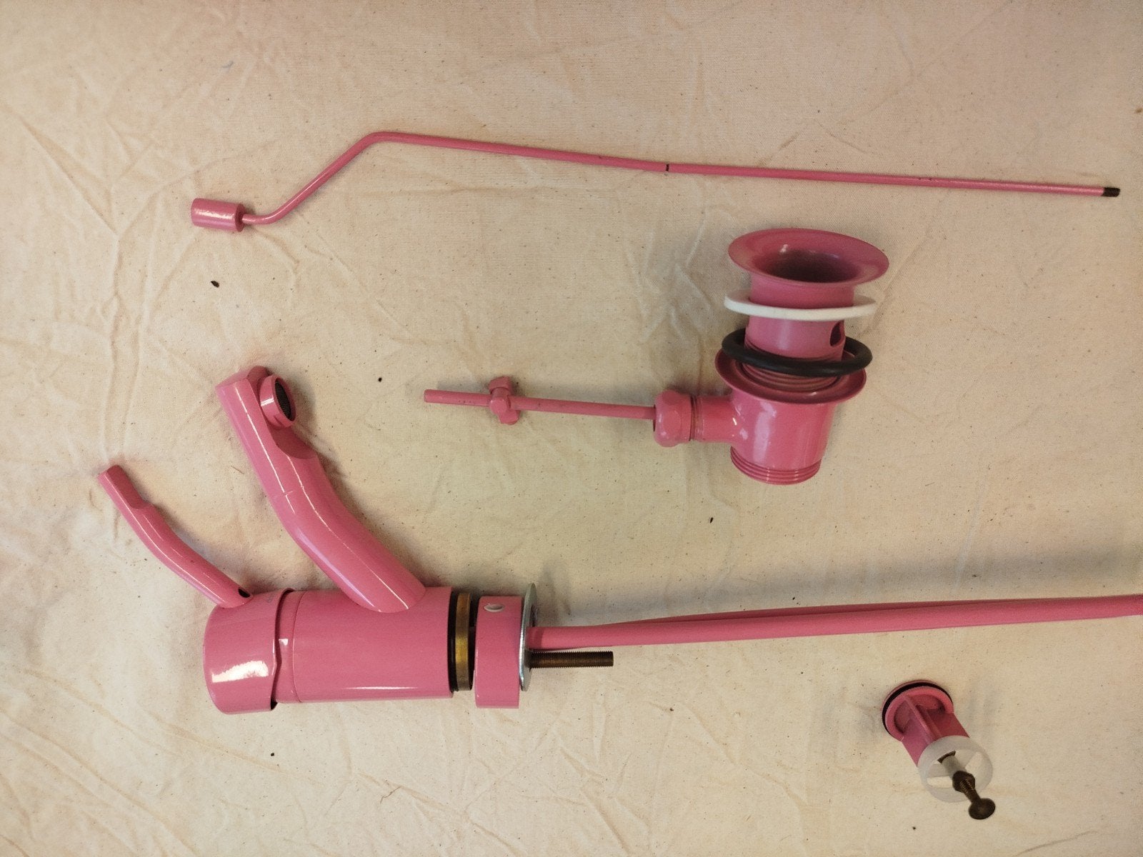 Robinet mitigeur rose jamais installé et complet, Enlèvement, Robinet