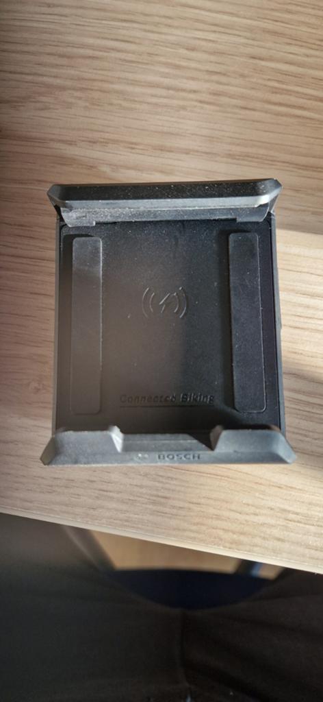 Bosch smartphone grip, Fietsen en Brommers, Fietsaccessoires | Fietscomputers, Ophalen