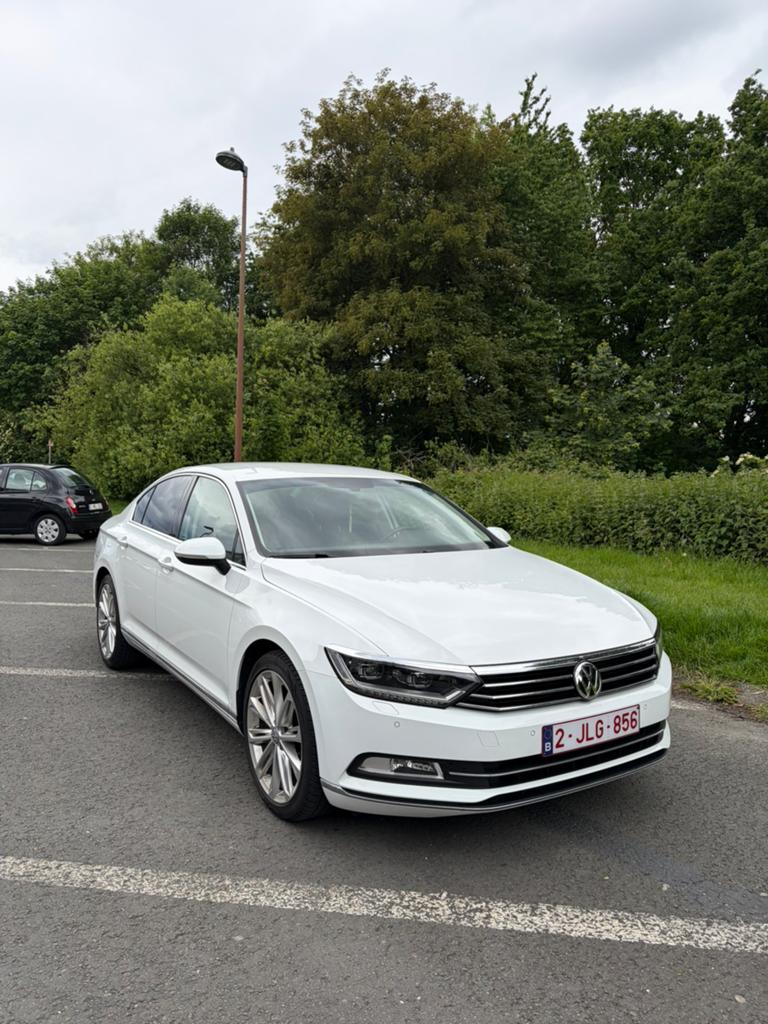 Volkswagen Passat B8 Highline 2015 — 2.0 TDI 150ch, Autos, Particulier, Achat, Passat