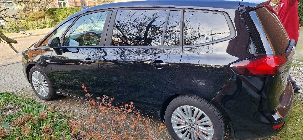 Opel Zafira Tourer 7 plaatsen, Auto's, Voorwielaandrijving, 4 cilinders, Parkeersensor, Onderhoudsboekje