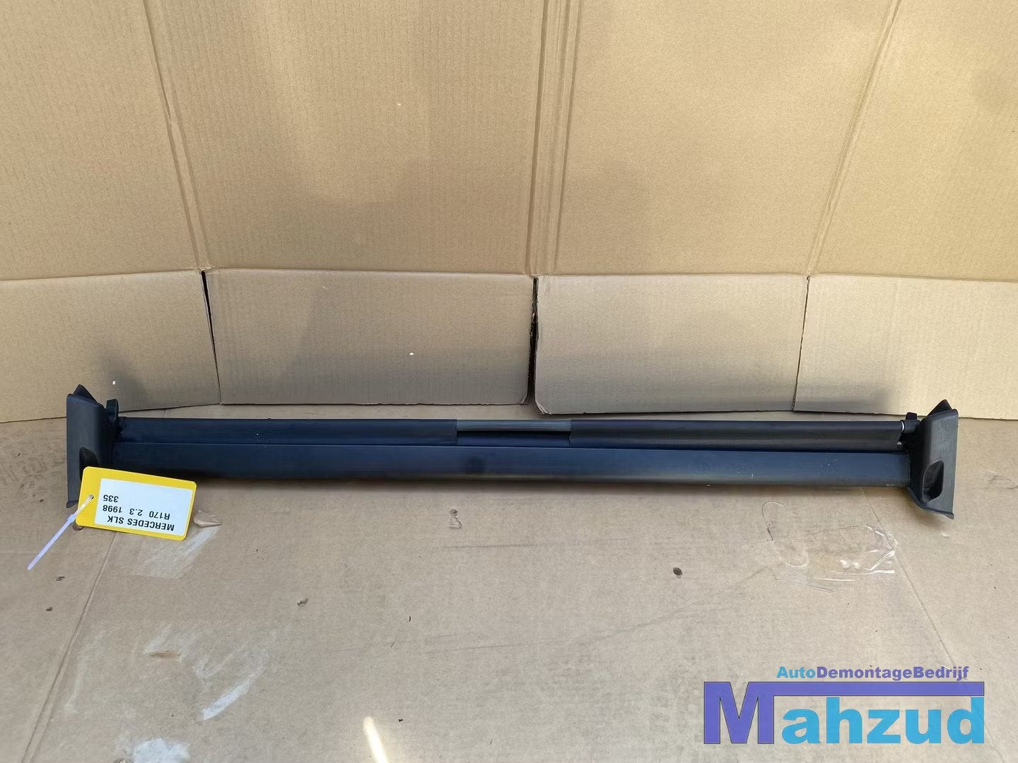 MERCEDES SLK R170 Rolhoes kofferbak 1996-2004, Mercedes-Benz AG, Mercedes-Benz, Utilisé, Mercedesstrasse 120
70372  Stuttgart, DE