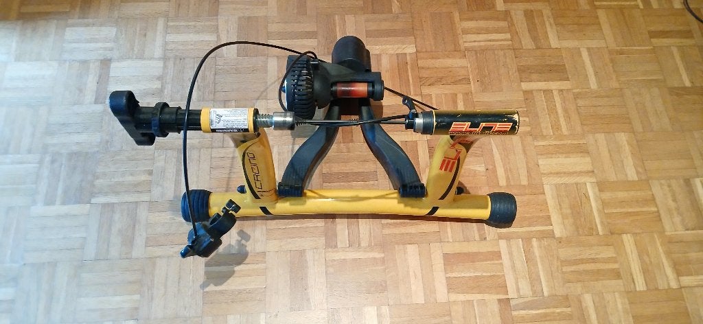 3 Hometrainers merken Tacx en Elite, Sport en Fitness, Wielrennen, Ophalen, Gebruikt, Overige typen