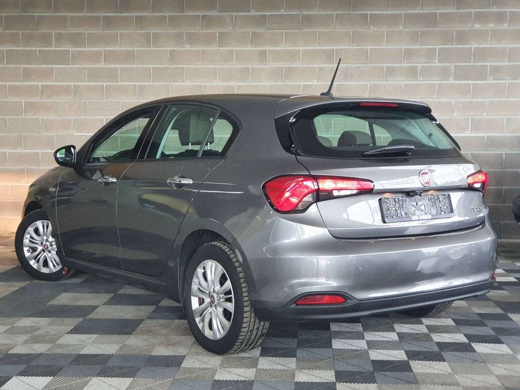 Fiat Tipo 1.6 DIESEL 114CV - GPS - CARNET D'ENTRETIEN, Voorwielaandrijving, Stof, Gebruikt, 4 cilinders