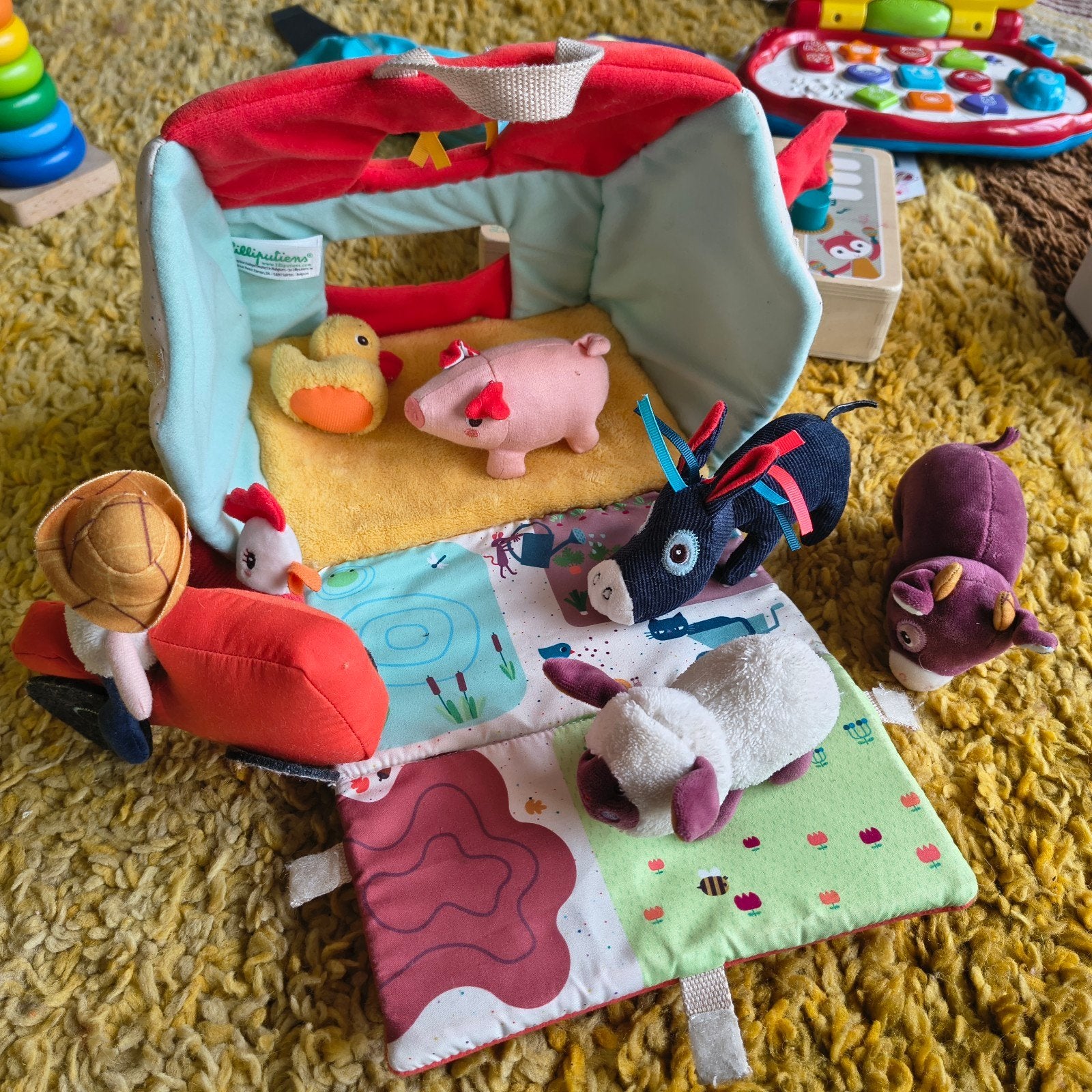 Ferme lilliputiens, Enlèvement