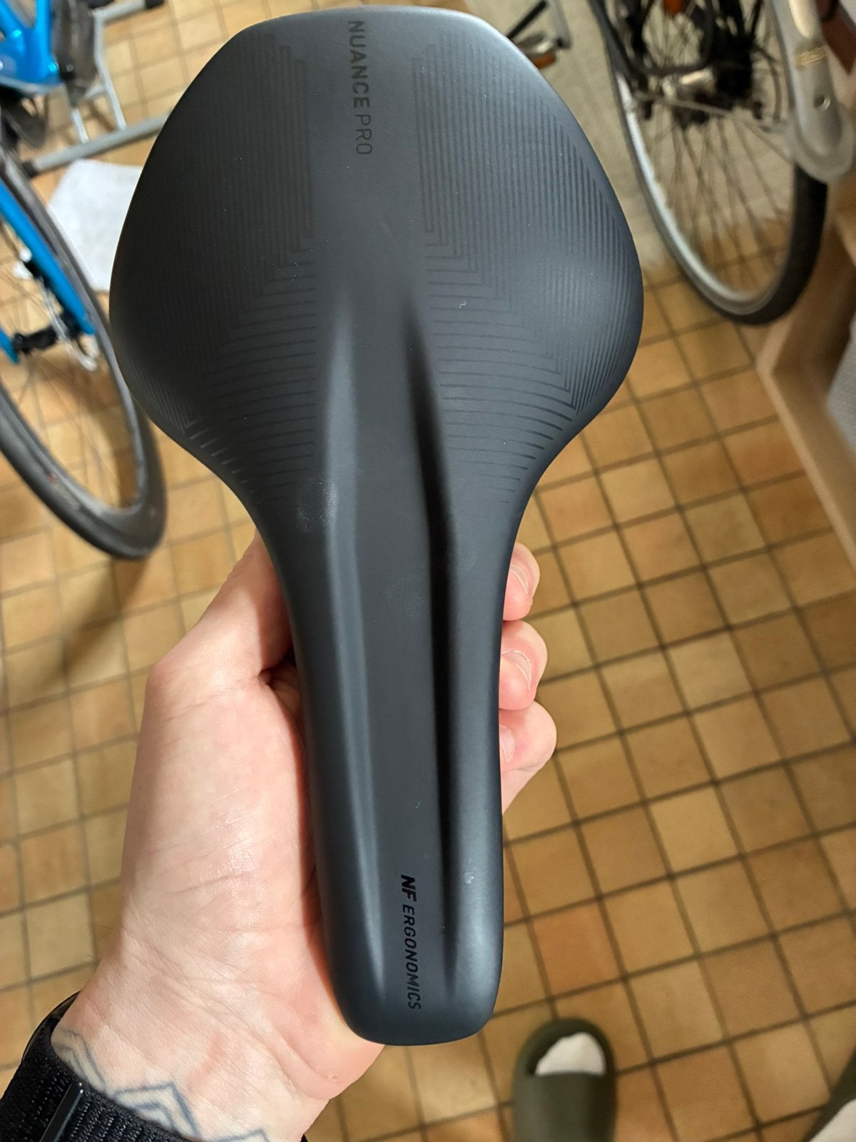 Nuance pro zadel, Ophalen, Zo goed als nieuw, Racefiets, Zadel