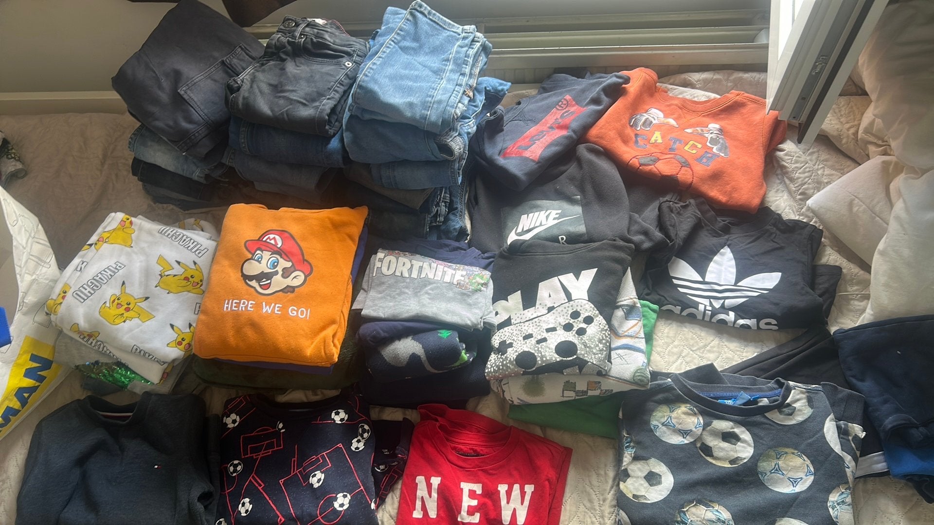 Veel kleren jongens van 104 tot maat 140, Kinderen en Baby's, Ophalen, Zo goed als nieuw
