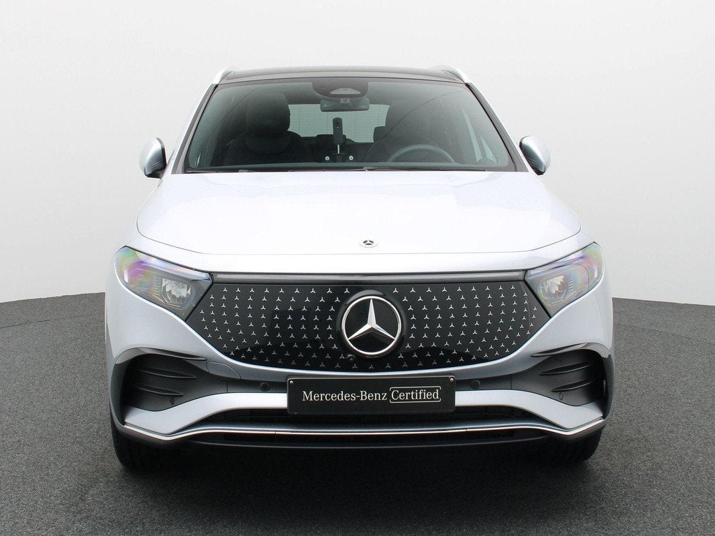 Mercedes-Benz EQA 250+ STAR EDITION + AMG + PANO DAK + BURME, Automatische klimaatregeling, Gebruikt, 71 kWh, 5 zetels