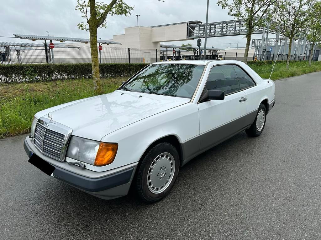 Unieke Mercedes 300CE | LPG/BENZ| Oldtimer | 1988 | Automaat, Autos, Achat, Entreprise, Automatique, 2932 cm³