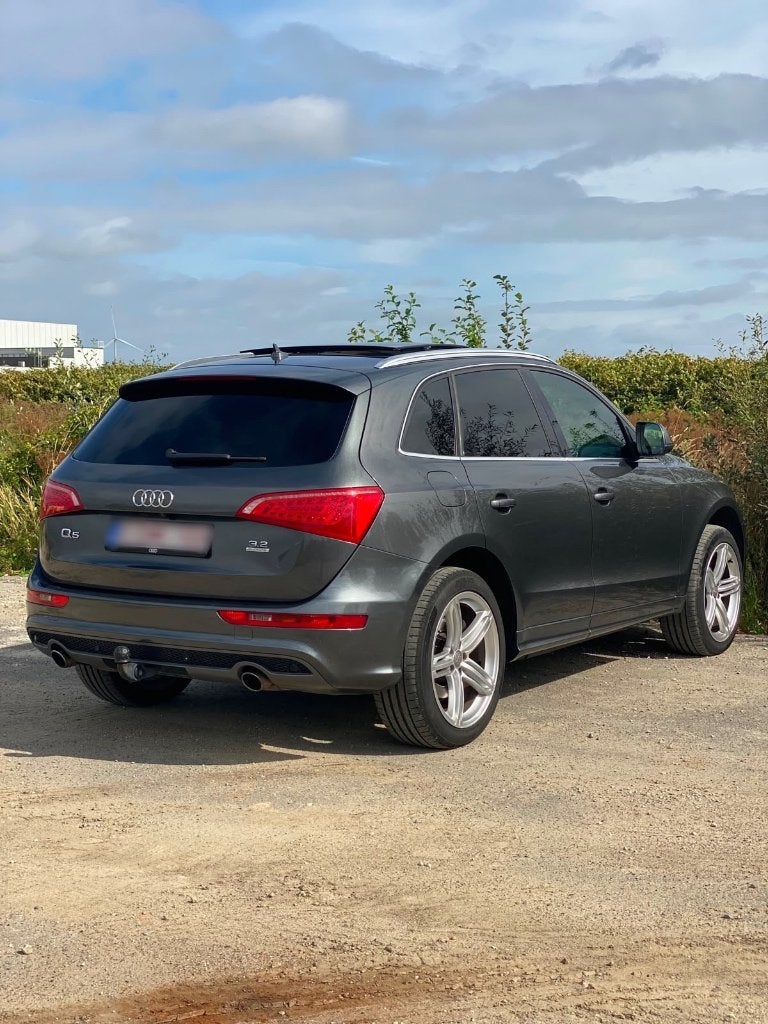 Audi Q5 3.2 V6 Quattro S tronic 7 // S-line, Autos, Cuir, Q5, Entretenue par le concessionnaire, Noir