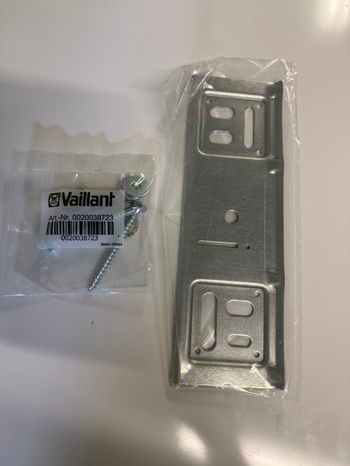 Vaillant ecoTEC pro VCW BE 286/5-3 R2 + Wandbeugel, Enlèvement, Utilisé