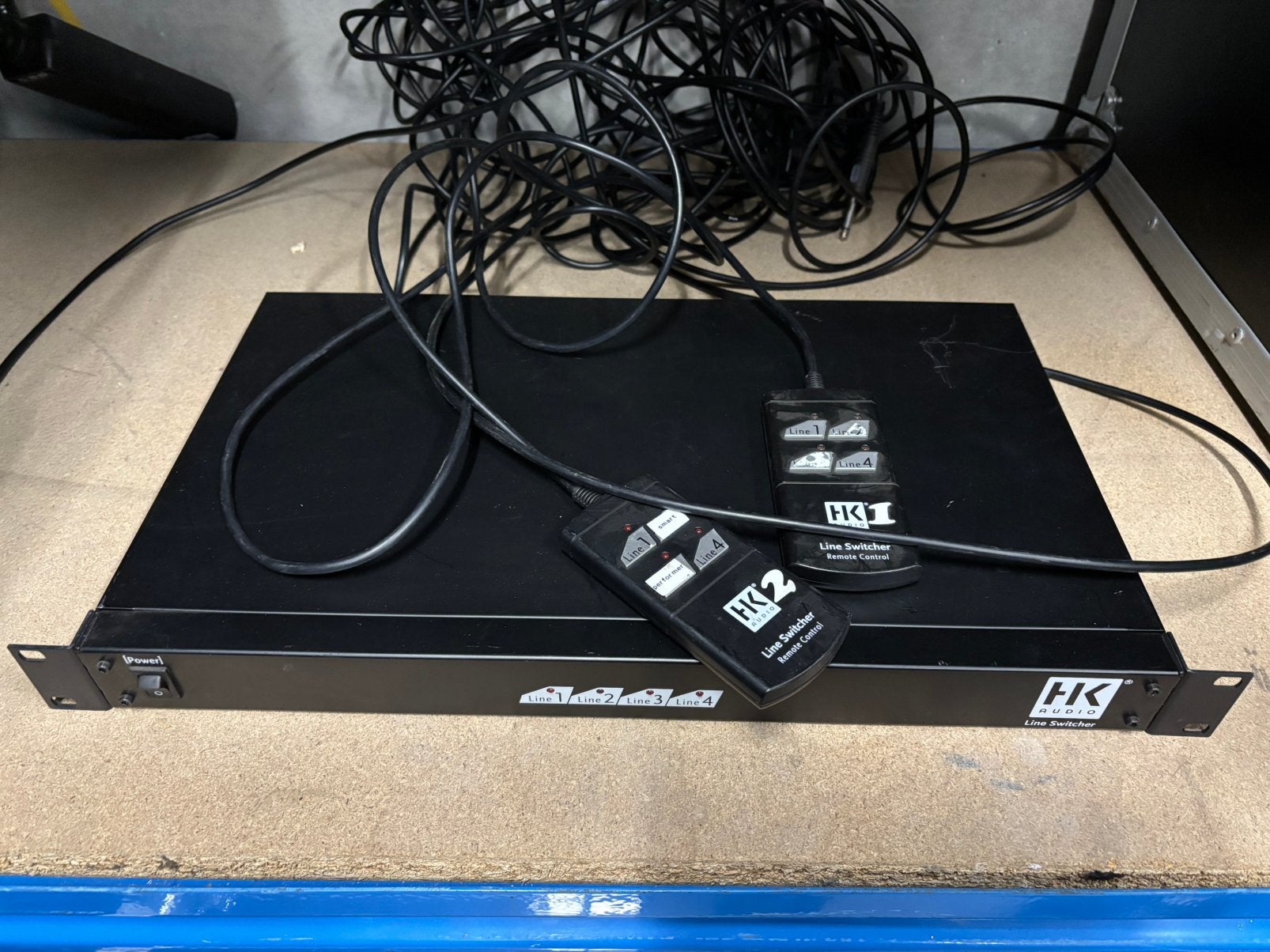 HK Audio Line Switcher, Audio, Tv en Foto, Professionele apparaten, Ophalen of Verzenden, Zo goed als nieuw, Audio