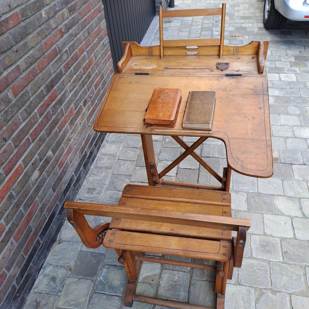 Bureau lessenaar voor kinderen TORCK, Ophalen