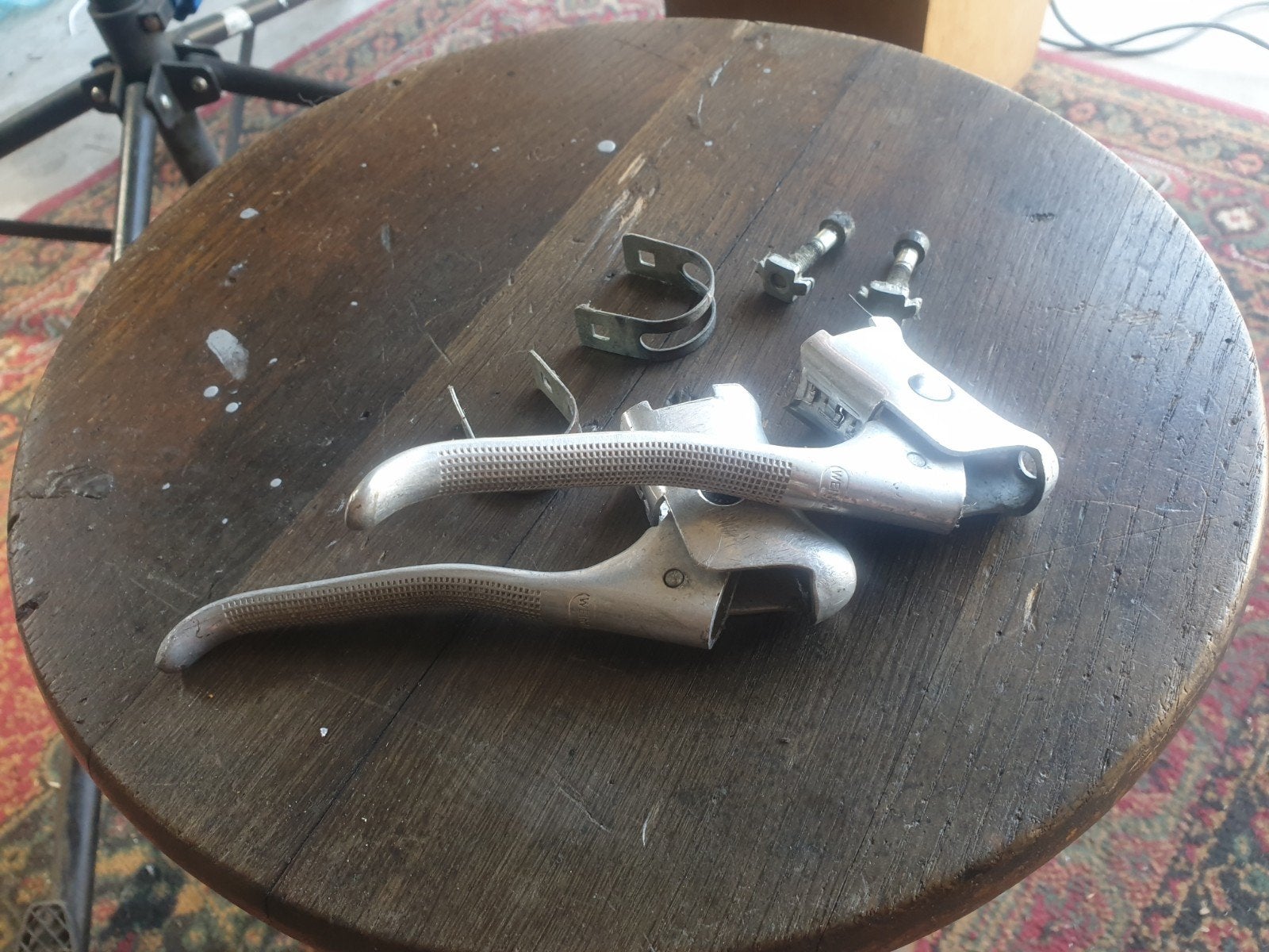 Oltimer rembeugels, Ophalen