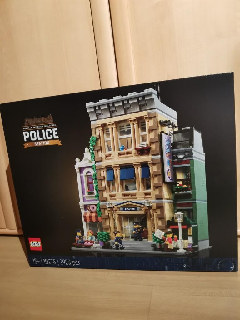 LEGO Icons Politiebureau - 10278, Lego, Nieuw, Ophalen of Verzenden, Icons