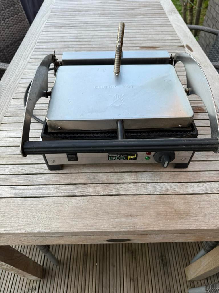 Professionele contactgril voor vlees of pannini, Elektronische apparatuur, Ophalen, Gebruikt