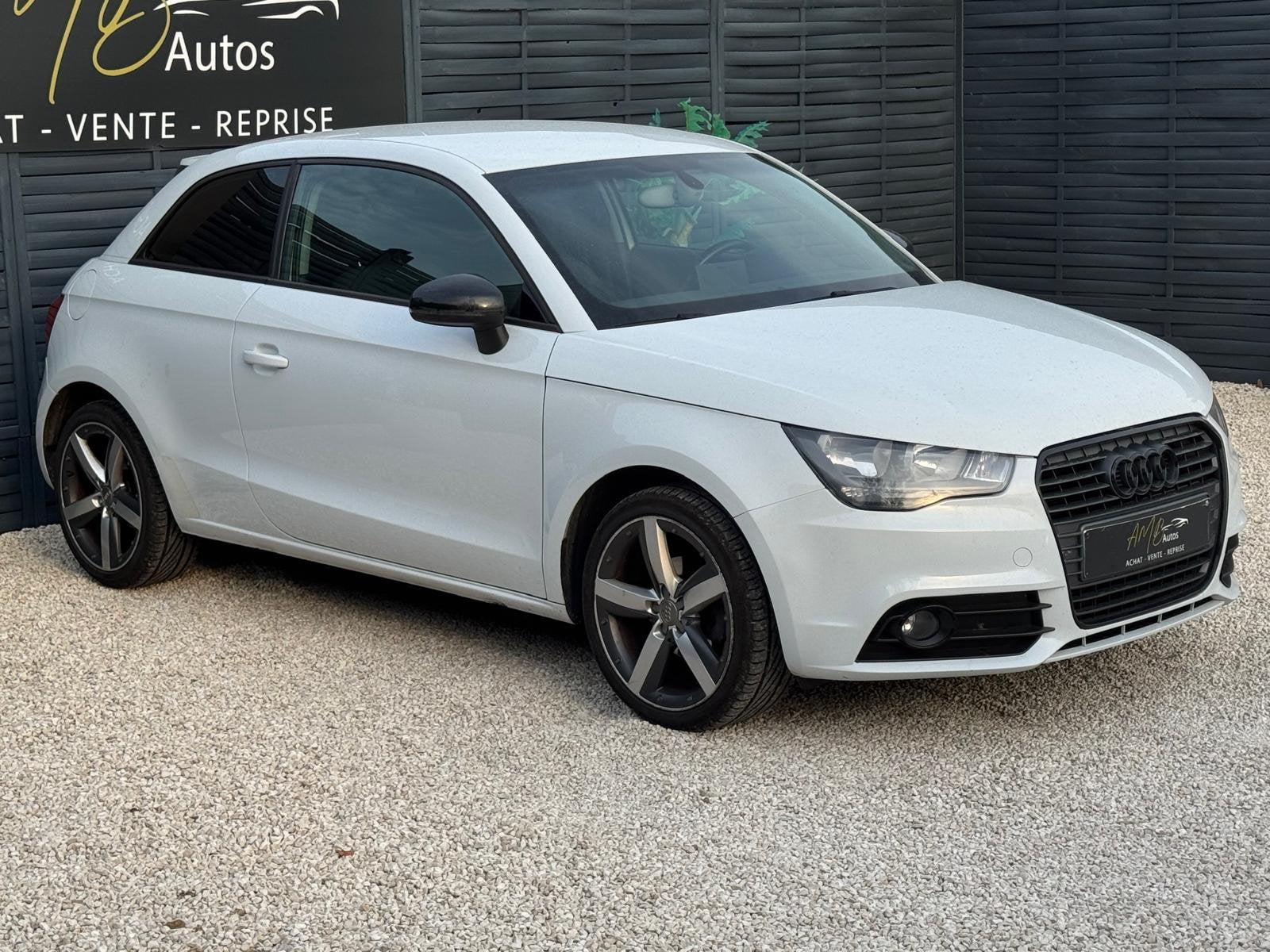 Audi A1 1.2 TFSI*/*GPS+CARNET+CLIM*/*, Auto's, Audi, Stof, A1, 4 cilinders, Wit