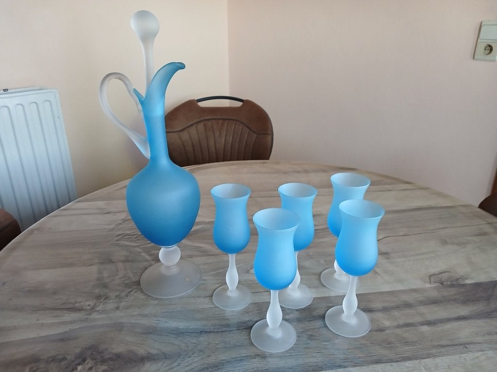Carafe et verres, Enlèvement, Utilisé, Autres types