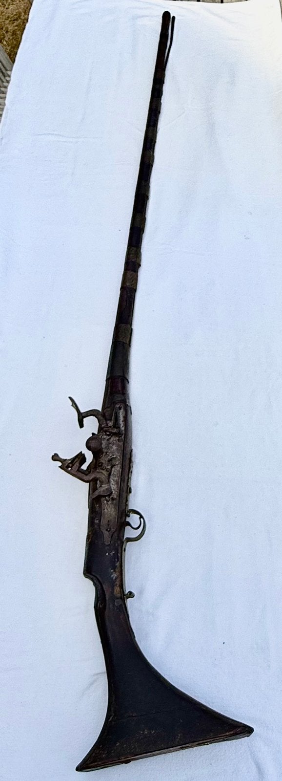 Grand fusil marocain à silex ( Moukahlia), Enlèvement