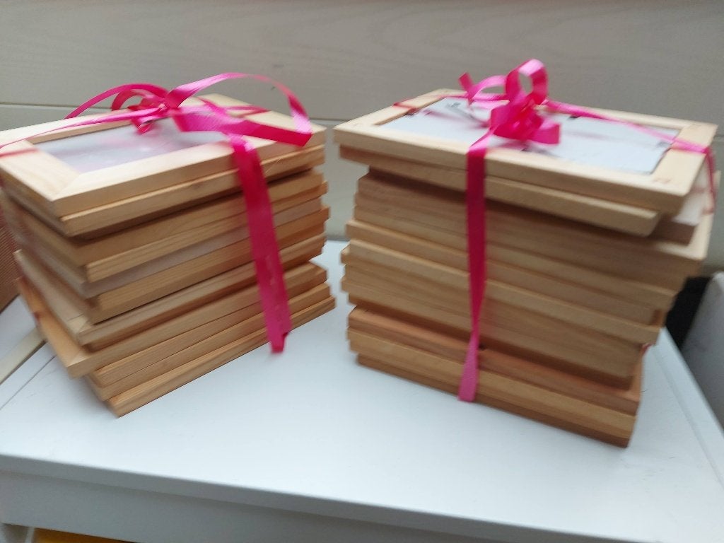 Houten kadertjes, Ophalen