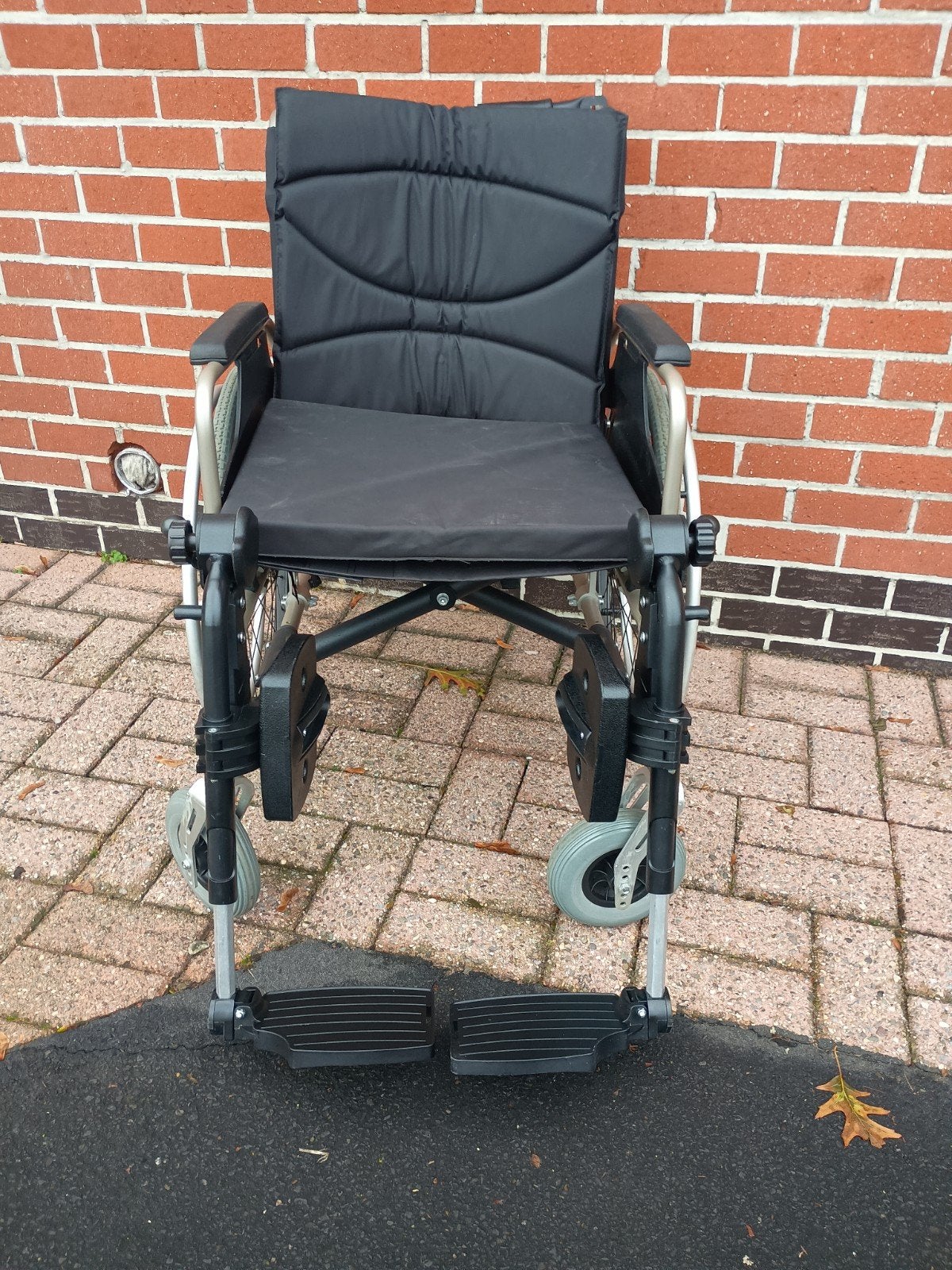 Vermeiren rolstoel V300, Diversen, Ophalen
