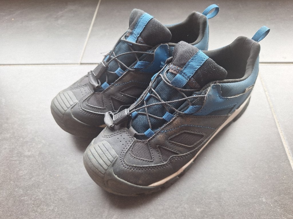 Loopschoenen Quechua cross country waterproof (maat 37), Overige merken, Gebruikt, Hardloopschoenen, Ophalen of Verzenden