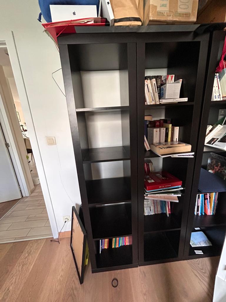 2 colonnes Bibliothèques ikea brun fonce billy, Enlèvement, Comme neuf