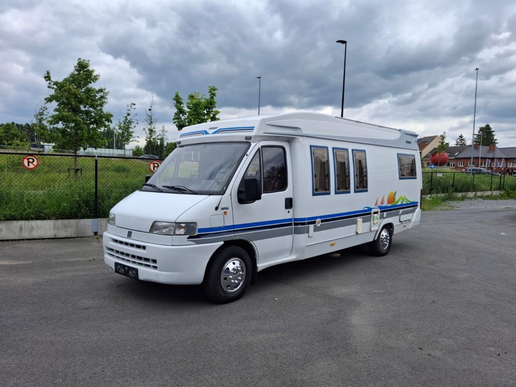 Mobil-home Fiat Hobby, Caravanes & Camping, Jusqu'à 4, 6 à 7 mètres, Caméra de recul, Toilette à cassette