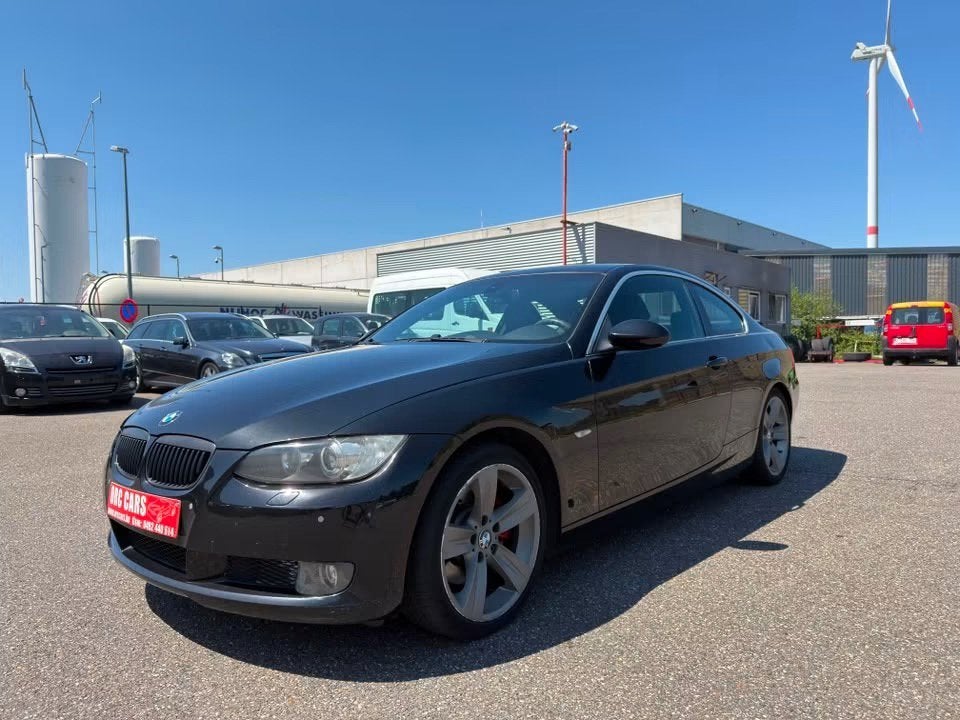 BMW 325i Coupé, GPL AUTOMATIQUE, OPTION COMPLÈTE, Cuir, Essai à domicile, 218 kW, Entreprise