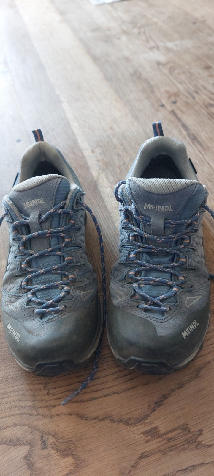 Wandelschoenen in goede staat, Sport en Fitness, Bergsport en Wandelen, Ophalen