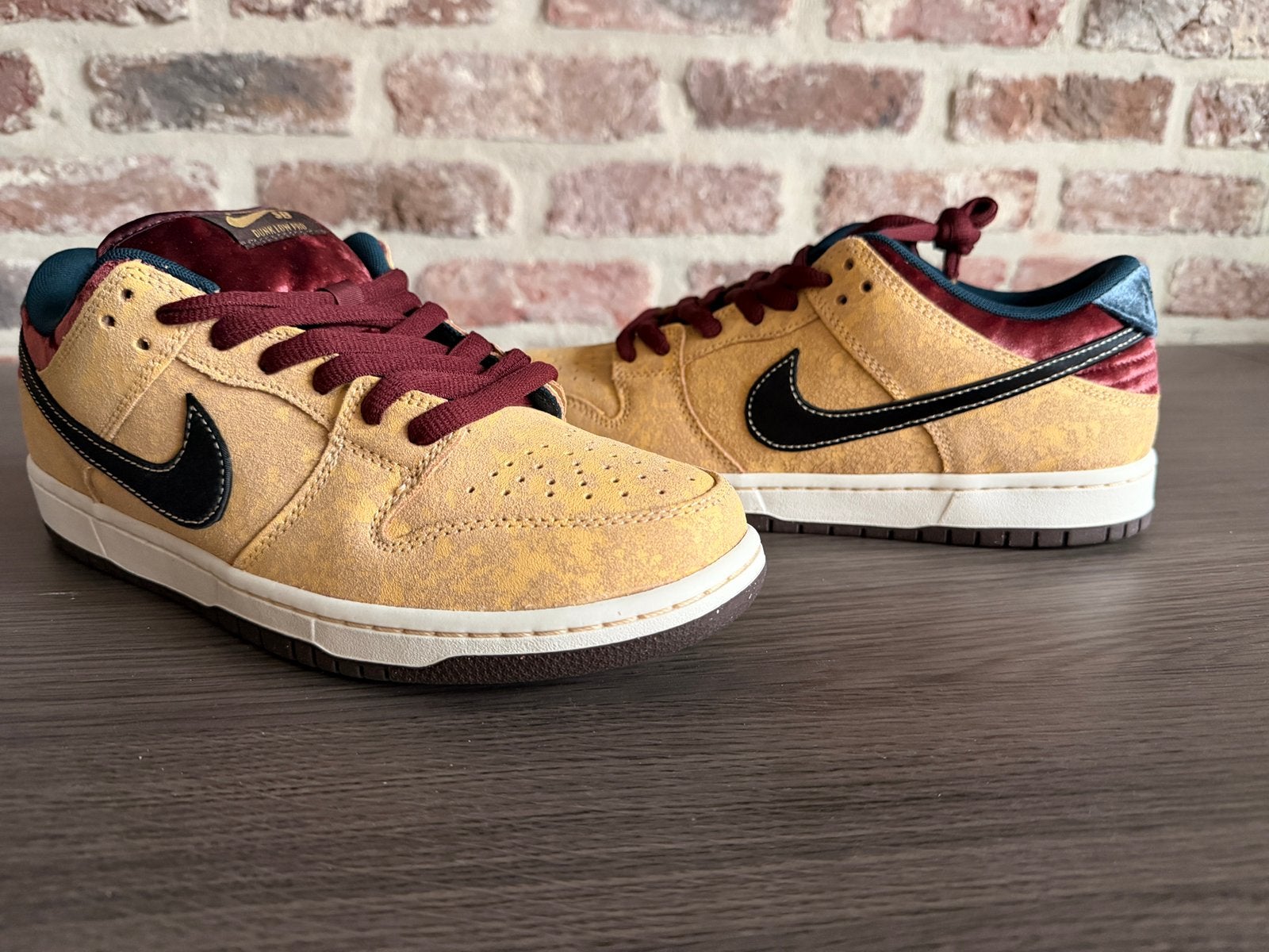 Nike Dunk low pro, Vêtements | Hommes, Neuf, Autres couleurs, Baskets, Envoi