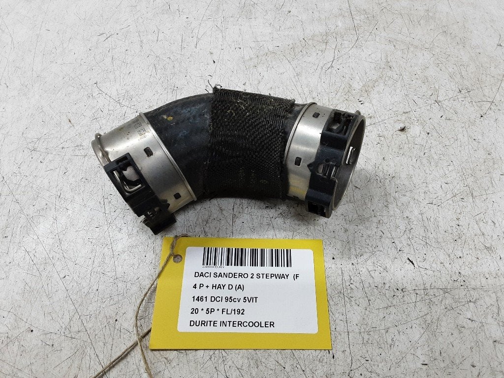 INTERCOOLER SLANG Dacia Sandero II (01-2012/12-2018), Auto-onderdelen, Dacia, Gebruikt, Renault Deutschland AG, Peter-Huppertz-Straße 5
51063  Köln, DE
