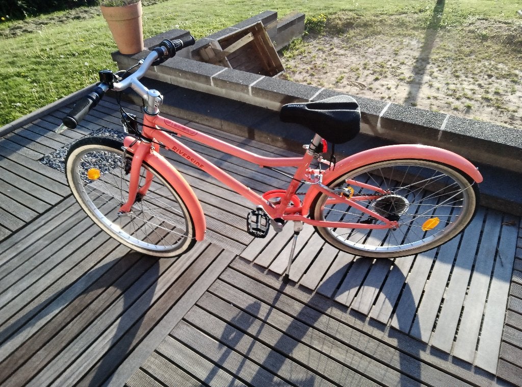 Velo 24" Rose 9 a 12 ans comme neuf, Enlèvement, Comme neuf, 20 pouces ou plus