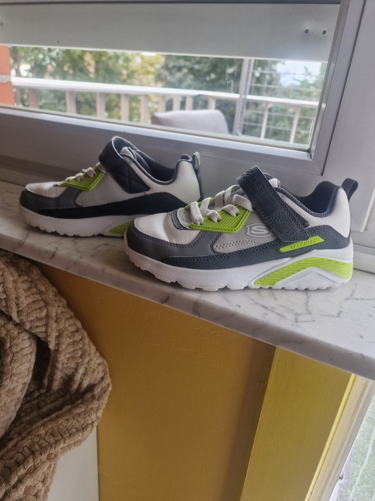 Sneakers, Ophalen of Verzenden