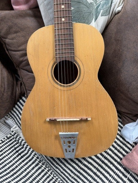 60tier parlor  marius (ruil/koop?), Musique & Instruments, Enlèvement ou Envoi, Utilisé, Guitare Western ou Guitare Folk