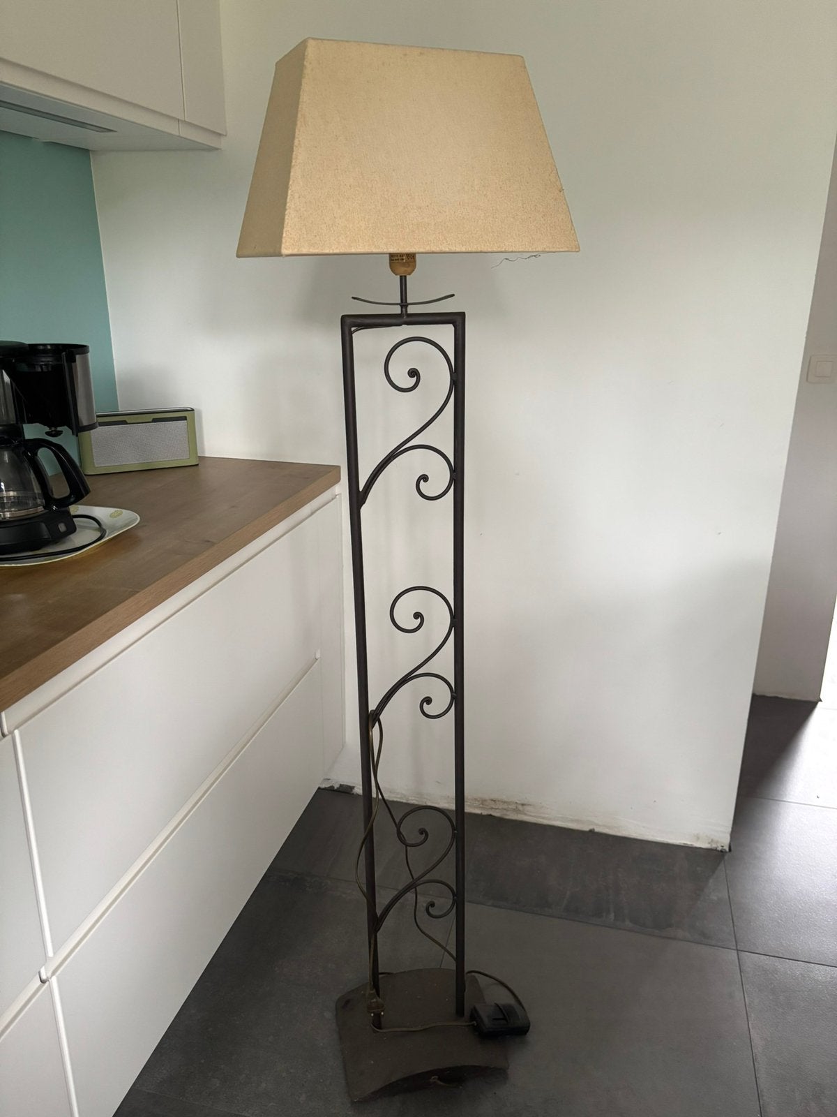 Lampe de salon sur pied, Enlèvement, Utilisé