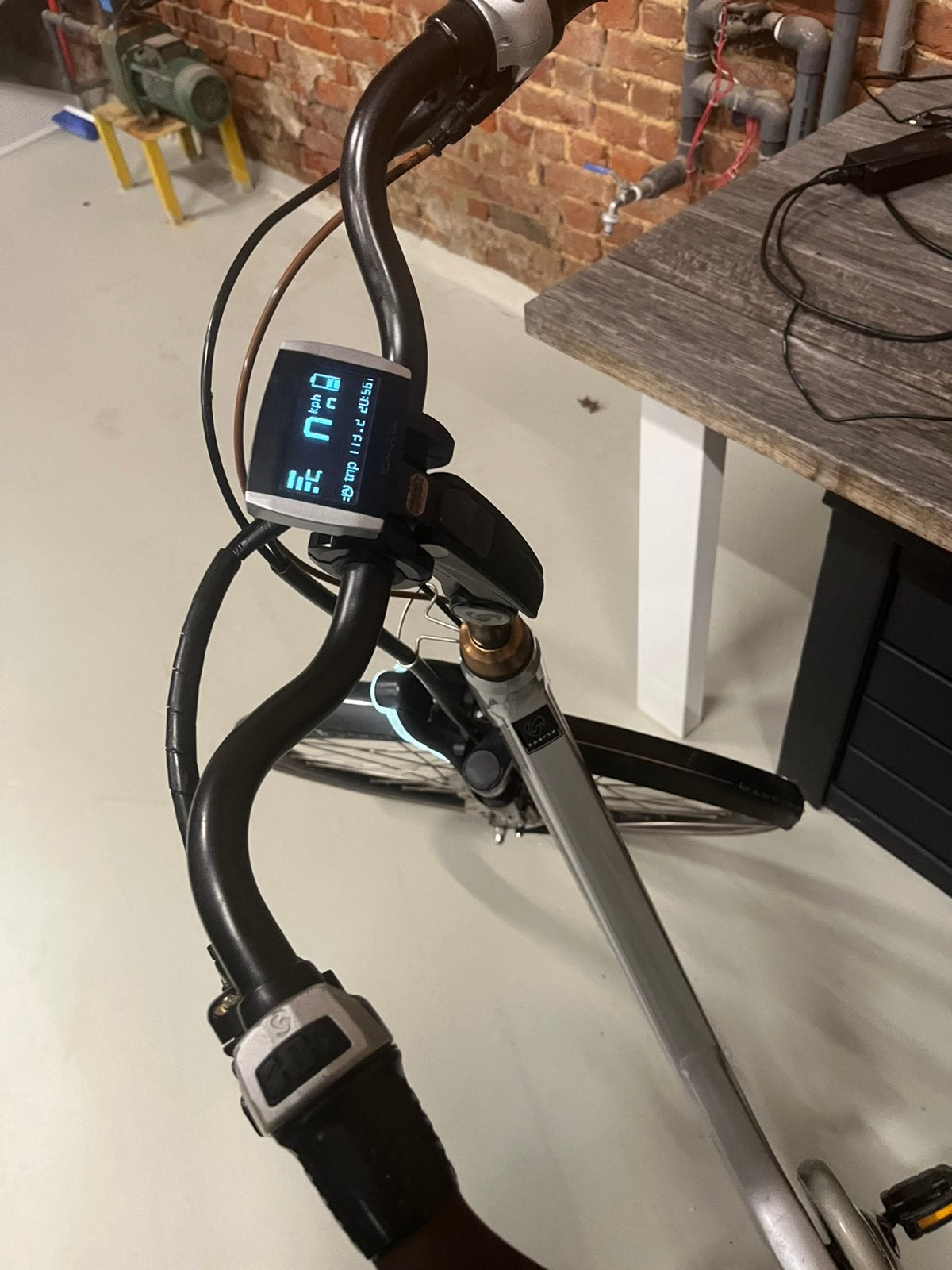 Vélo électronique, Sparta, Enlèvement ou Envoi, 50 km par batterie ou plus, Comme neuf
