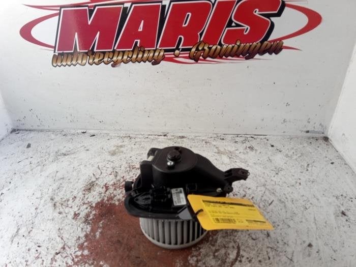 Kachel Ventilatiemotor van een Fiat Punto Grande, Gebruikt, -, -, Fiat