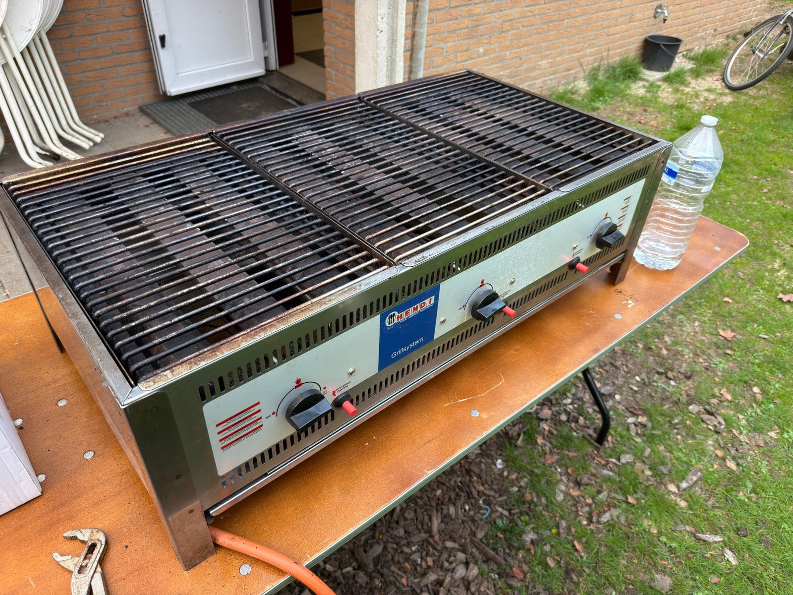 Hendi gas barbecue, Elektronische apparatuur, Ophalen, Zo goed als nieuw