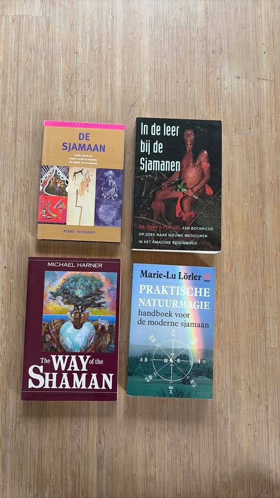 8 boeken over sjamanisme, Livres, Ésotérisme & Spiritualité, Enlèvement, Utilisé, Autres sujets/thèmes, Arrière-plan et information