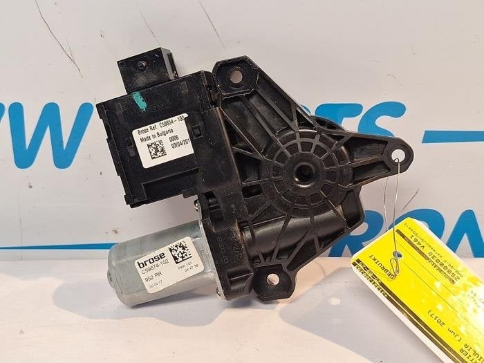 Moteur de vitre portière d'un Alfa Romeo Giulia, Autos : Pièces & Accessoires, Carrosserie & Tôlerie, -, 3 mois de garantie, Utilisé