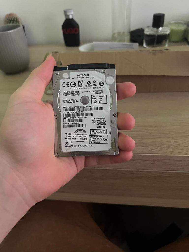 Hitachi Travelstar Z7K320 320GB 2.5” SATA HDD, Computers en Software, Harde schijven, Ophalen, Zo goed als nieuw, Laptop, SATA