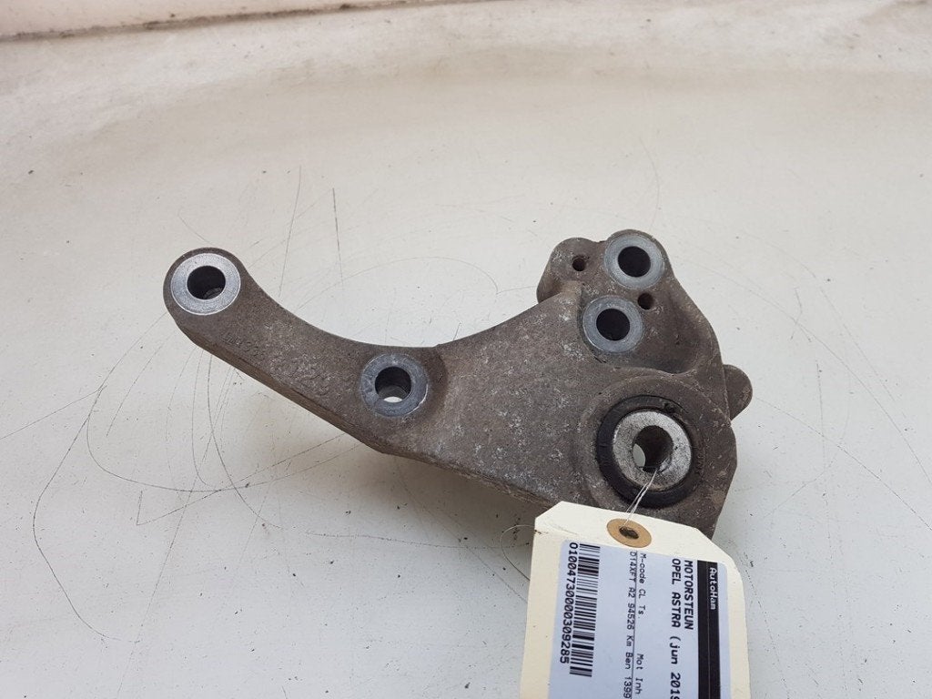 MOTORSTEUN Opel Astra K Sports Tourer (07-2014/12-2022), Gebruikt, Opel